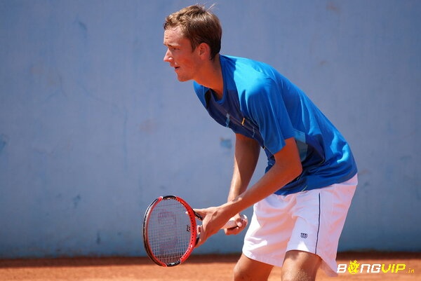 Daniil Medvedev bắt đầu thi đấu chuyên nghiệp từ 2015