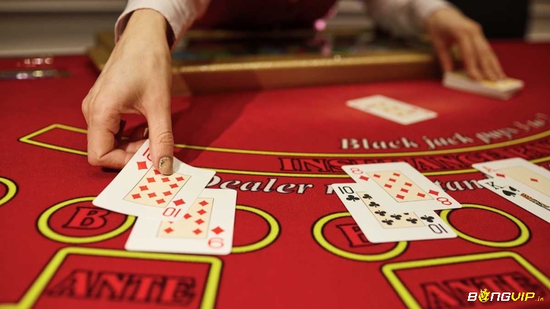 Kỹ thuật ghi nhớ biểu đồ Blackjack giúp người chơi ra quyết định chính xác khi không được tham khảo trực tiếp