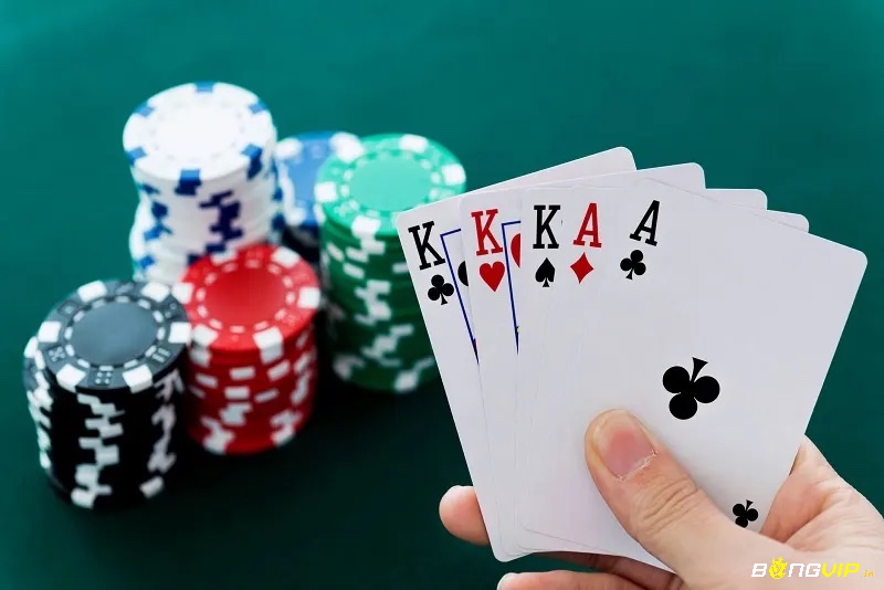 Bốn vòng cược chính trong poker Texas Hold'em giúp anh em định hình kết quả ván bài