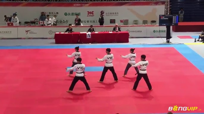 Quyền biểu diễn (Poomsae): Thể hiện kỹ thuật, tinh thần võ đạo