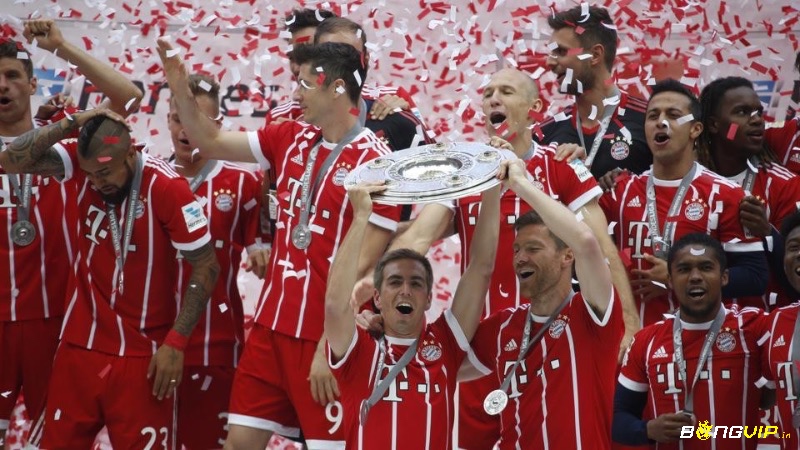 Cùng bongvip khám phá top tiền vệ hay nhất Bundesliga 2025 nhé