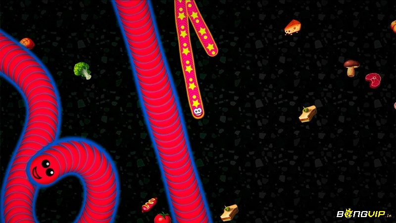 Các vật phẩm hỗ trợ trong game là các món ăn hay bánh kẹo giúp chú giun của bạn có thể lớn hơn