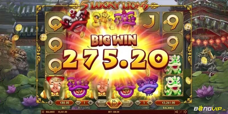 Ký hiệu cho các tính năng Gamble và Risk mang đến nhiều tính năng đặc biệt cho người chơi