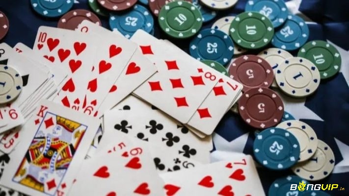 Quy định độ lớn 52 lá bài trong luật chơi bài tiến lên miền bắc