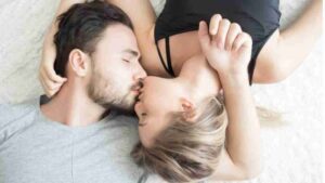 Giải mã giấc mơ tình duc: Ý nghĩa và phân tích khoa học chi tiết