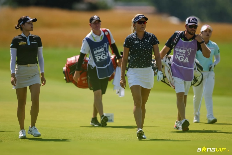 Tâm lý vững vàng là yếu tố quan trọng giúp golfer duy trì phong độ trong những tình huống áp lực.