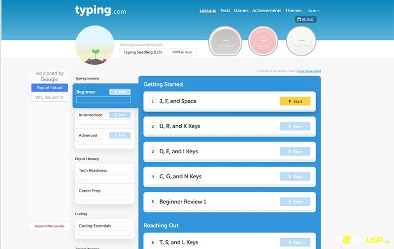 Giao diện trực tuyến của Typing.com hiển thị bàn phím ảo hỗ trợ luyện gõ 10 ngón hiệu quả