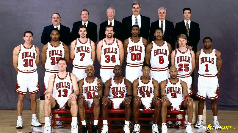 Bulls và Michael Jordan đã biến thập niên 90 thành huyền thoại sống trong lòng người hâm mộ
