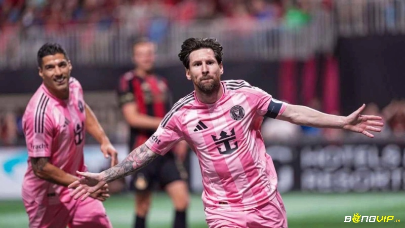 Lionel Messi – “Nghệ sĩ sân cỏ” với kỹ thuật đi bóng mê hoặc, biểu tượng toàn cầu truyền cảm hứng cho hàng triệu người yêu bóng đá
