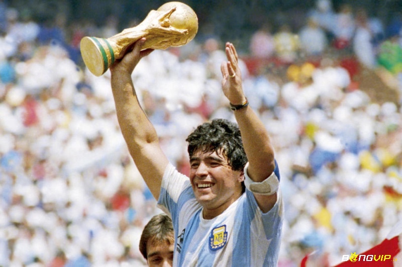Diego Maradona – Huyền thoại Argentina với kỹ thuật đi bóng kỳ diệu và dấu ấn vô địch World Cup 1986