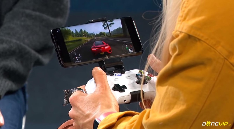 PC xử lý game, Android nhận tín hiệu giúp trải nghiệm mượt mà trong mạng nội bộ.