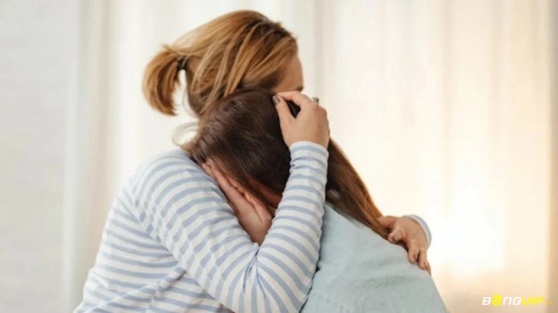 Giấc mơ thấy người lạ khóc lớn thể hiện cho những nỗi bất an trong bạn